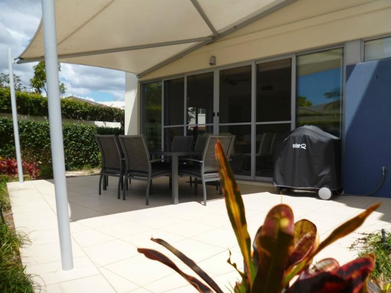Hope Island QLD 4212