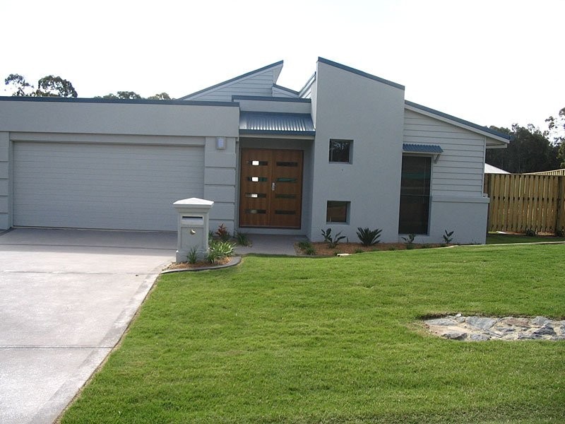 Coomera Waters QLD 4209