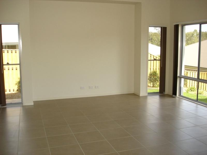 Coomera Waters QLD 4209