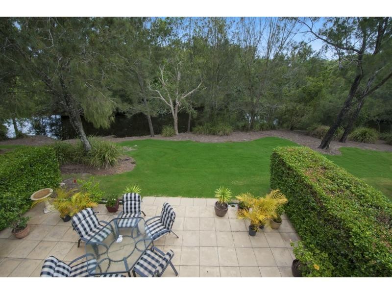 8880 Magnolia Drive East, Hope Island QLD 4212