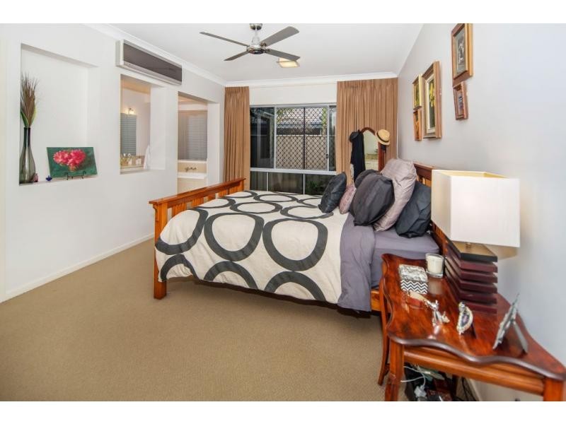 42 Southaven Drive, Helensvale QLD 4212