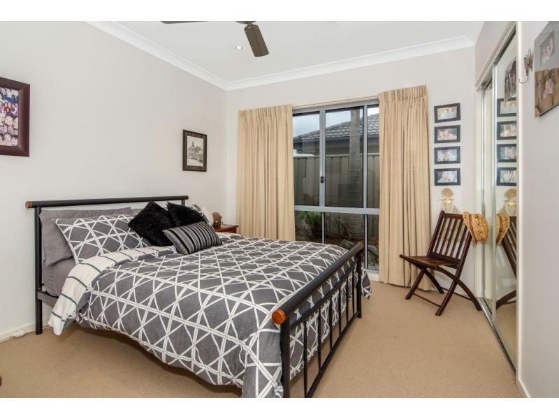 42 Southaven Drive, Helensvale QLD 4212