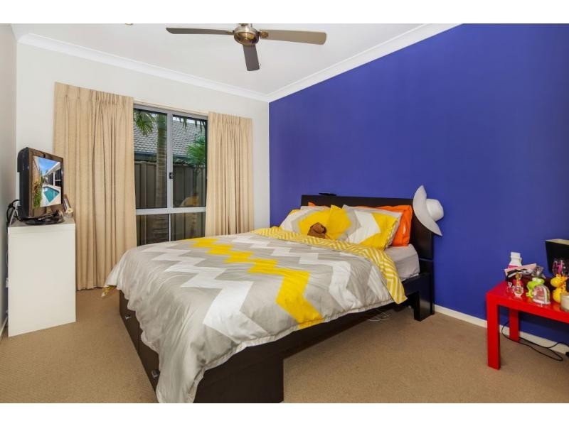 42 Southaven Drive, Helensvale QLD 4212