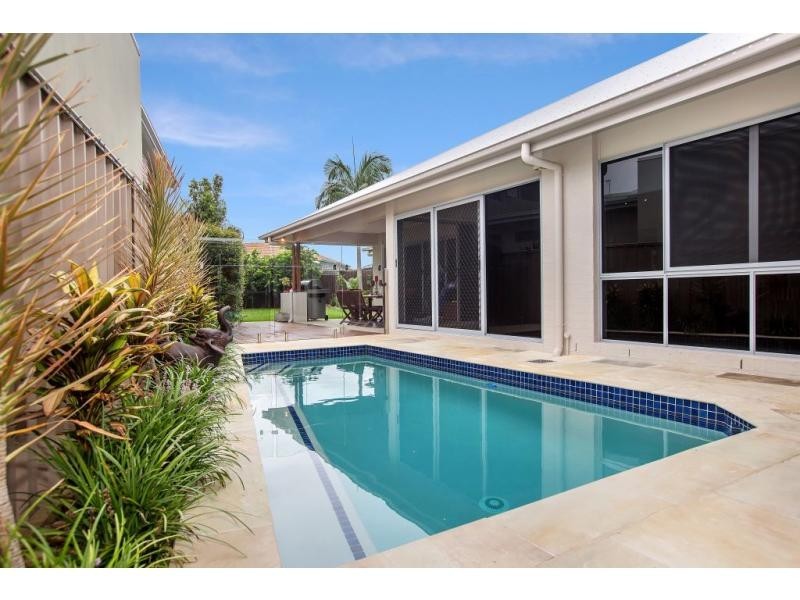 42 Southaven Drive, Helensvale QLD 4212