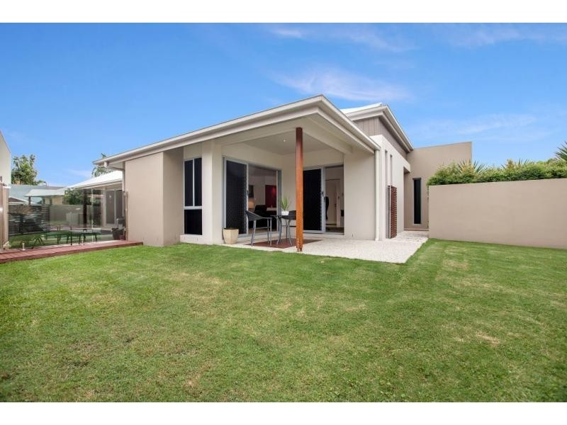 42 Southaven Drive, Helensvale QLD 4212