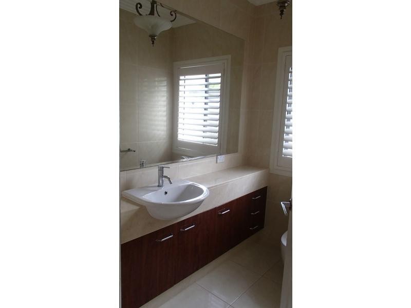 Hope Island QLD 4212