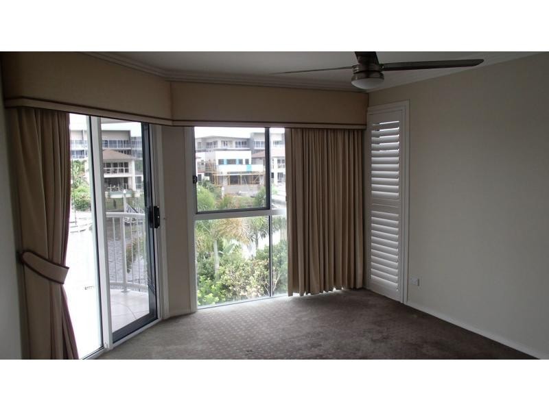 Hope Island QLD 4212