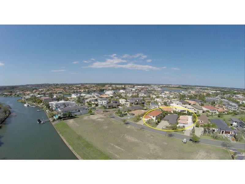 2570 Cressbrook Drive, Hope Island QLD 4212