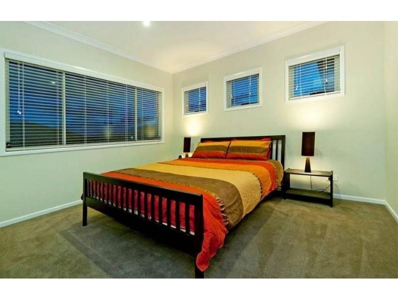 Hope Island QLD 4212