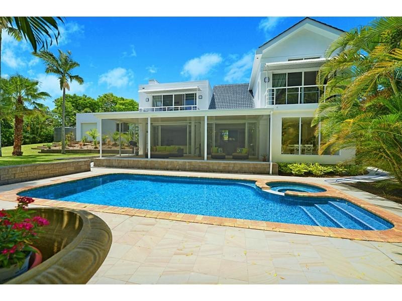 7002 Riverview Crescent, Sanctuary Cove QLD 4212