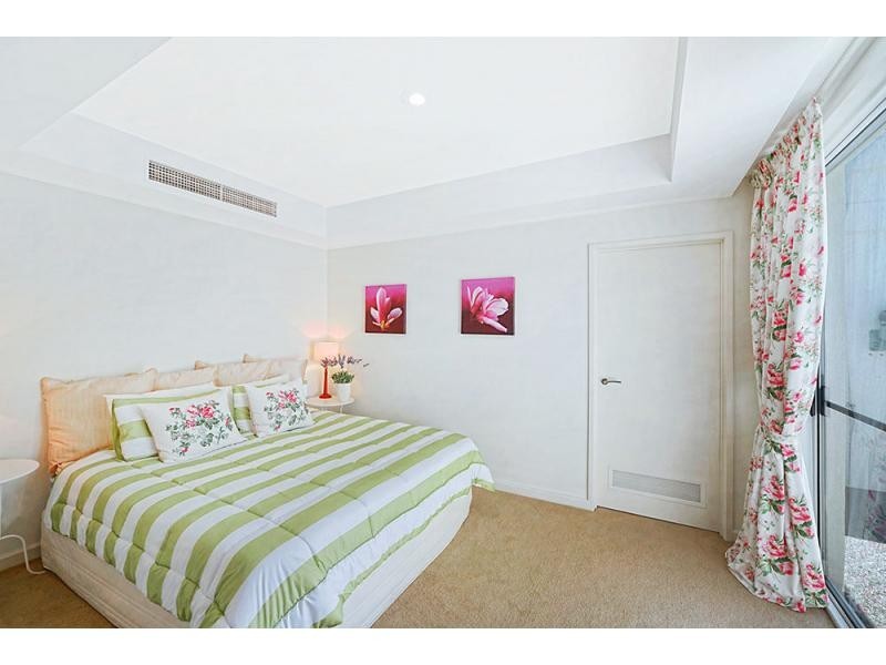 7002 Riverview Crescent, Sanctuary Cove QLD 4212