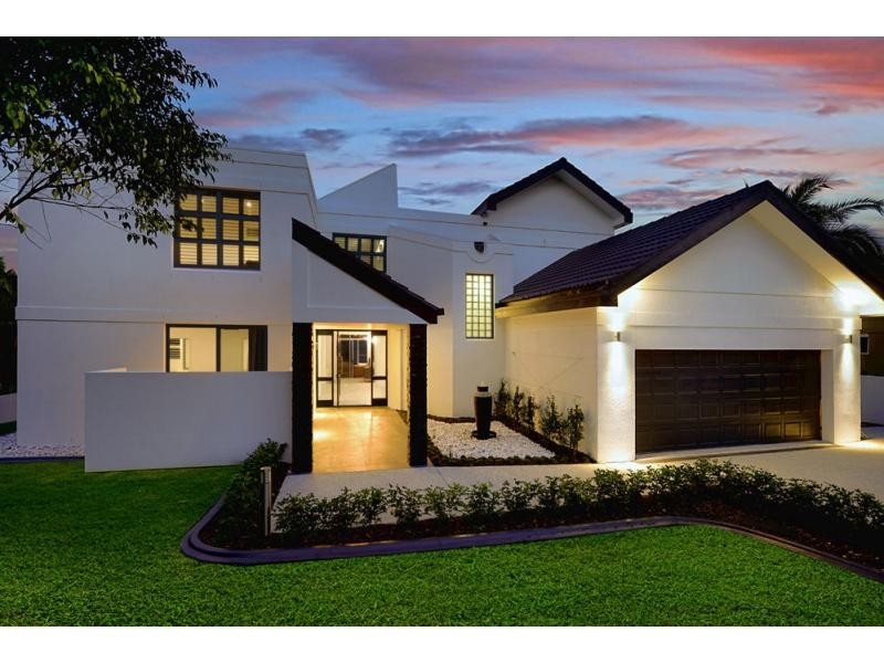 6260 Broken Hills Drive, Hope Island QLD 4212