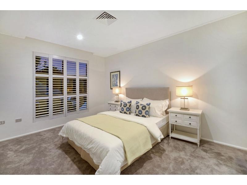 6260 Broken Hills Drive, Hope Island QLD 4212