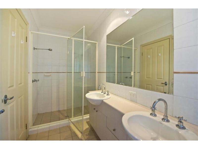 25A Ballybunyon Crescent, Hope Island QLD 4212