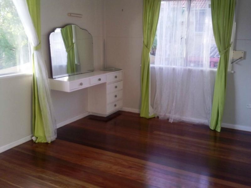 Biggera Waters QLD 4216