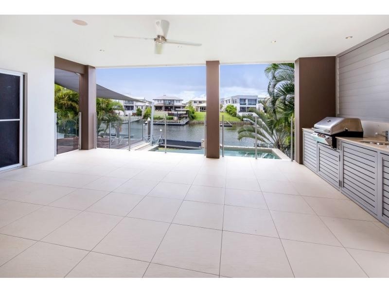 31 Quayside Drive, Helensvale QLD 4212