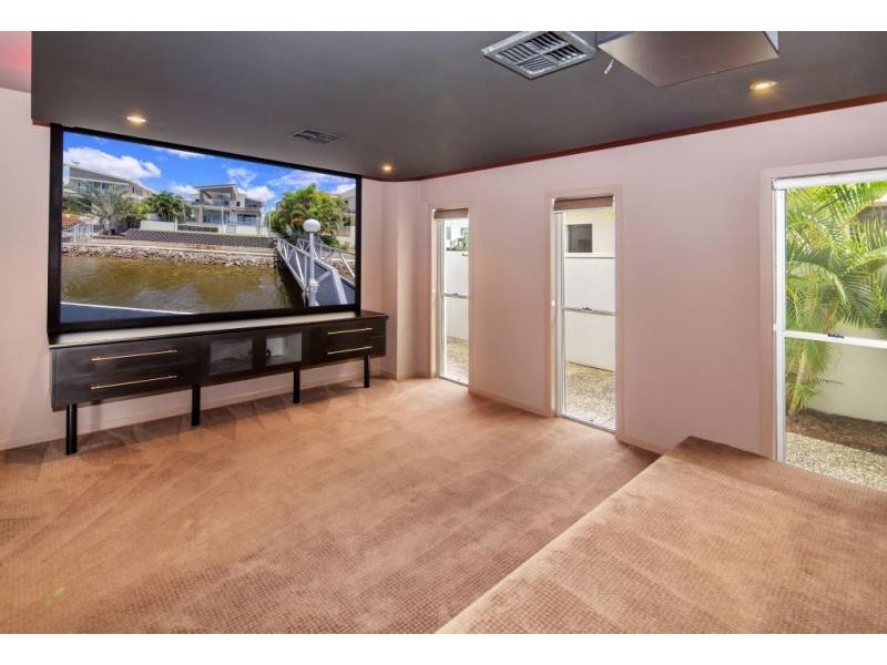 31 Quayside Drive, Helensvale QLD 4212