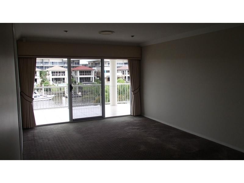 Hope Island QLD 4212