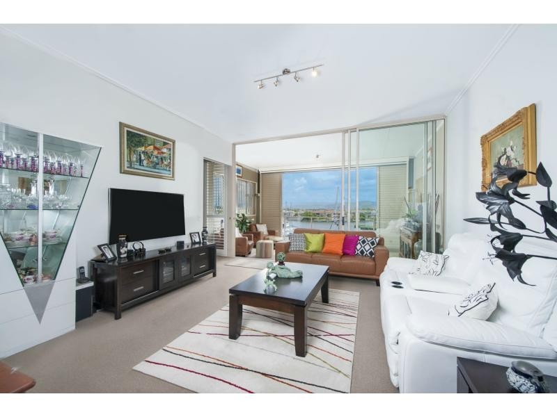 Hope Island QLD 4212