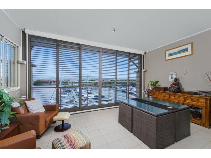 Hope Island QLD 4212