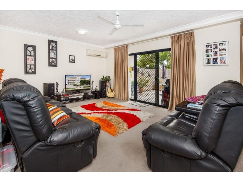 3/12-14 Bradford Street, Labrador QLD 4215