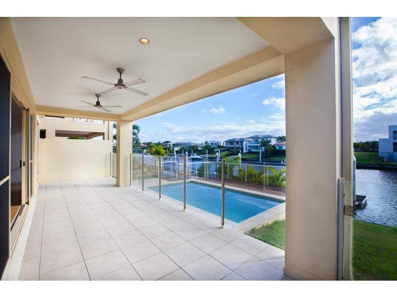 7406 Ellensbrook Drive, Hope Island QLD 4212