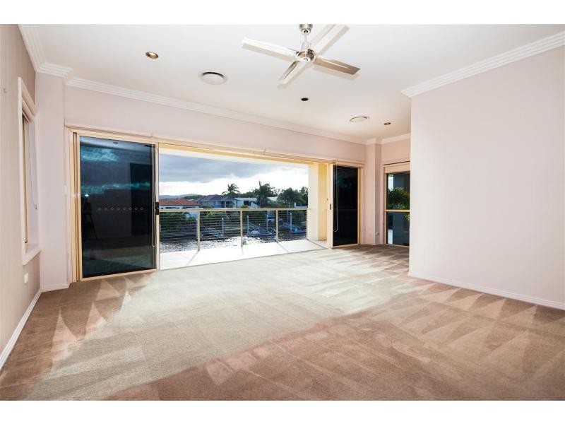 7406 Ellensbrook Drive, Hope Island QLD 4212