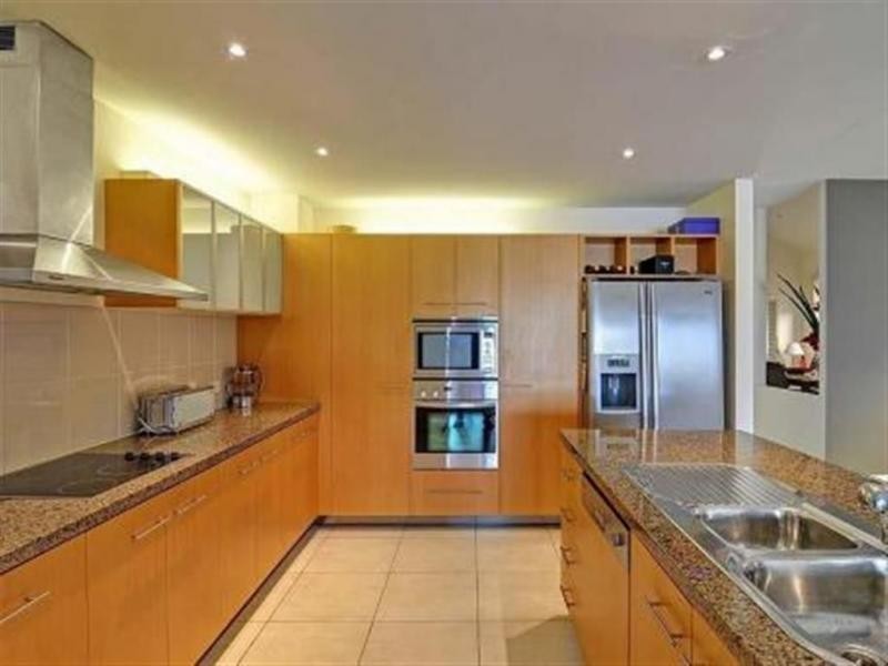 Hope Island QLD 4212