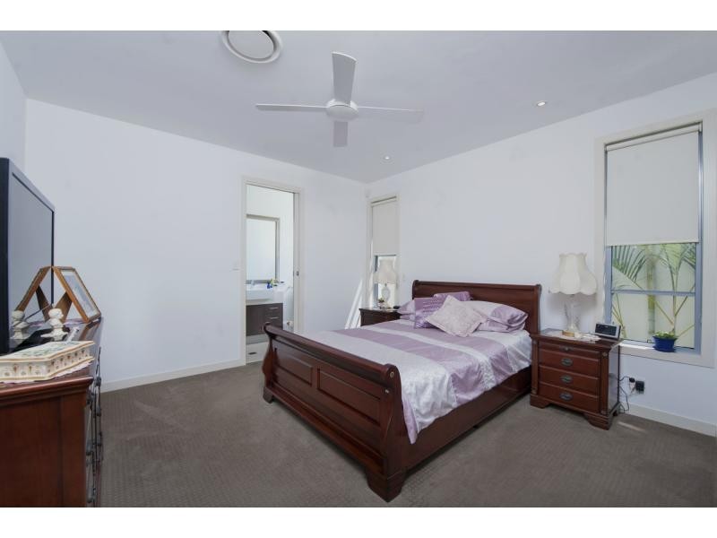 6149 Vico Avenue, Hope Island QLD 4212