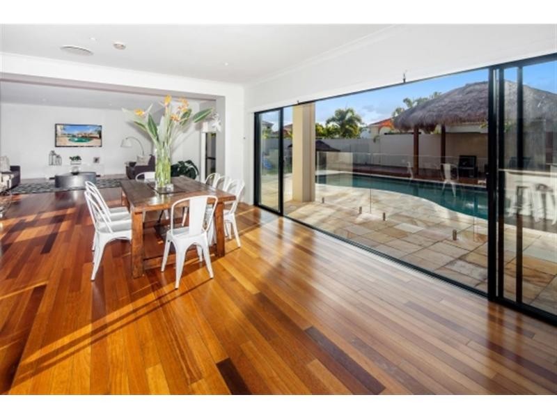 1650 Riverdale Drive, Hope Island QLD 4212