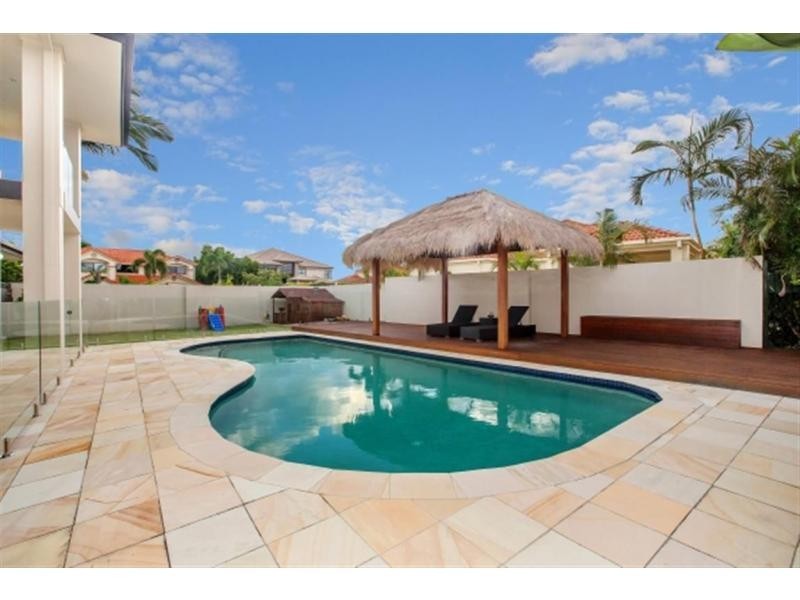 1650 Riverdale Drive, Hope Island QLD 4212
