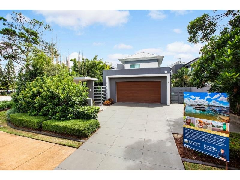 2 River Links Boulevard East, Helensvale QLD 4212