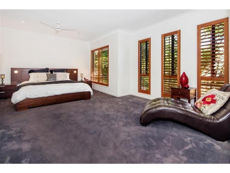 52 Southaven Drive, Helensvale QLD 4212