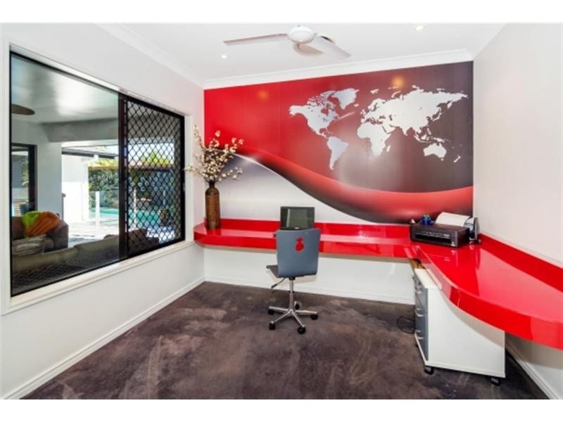 52 Southaven Drive, Helensvale QLD 4212