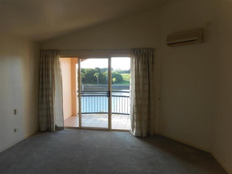 Hope Island QLD 4212