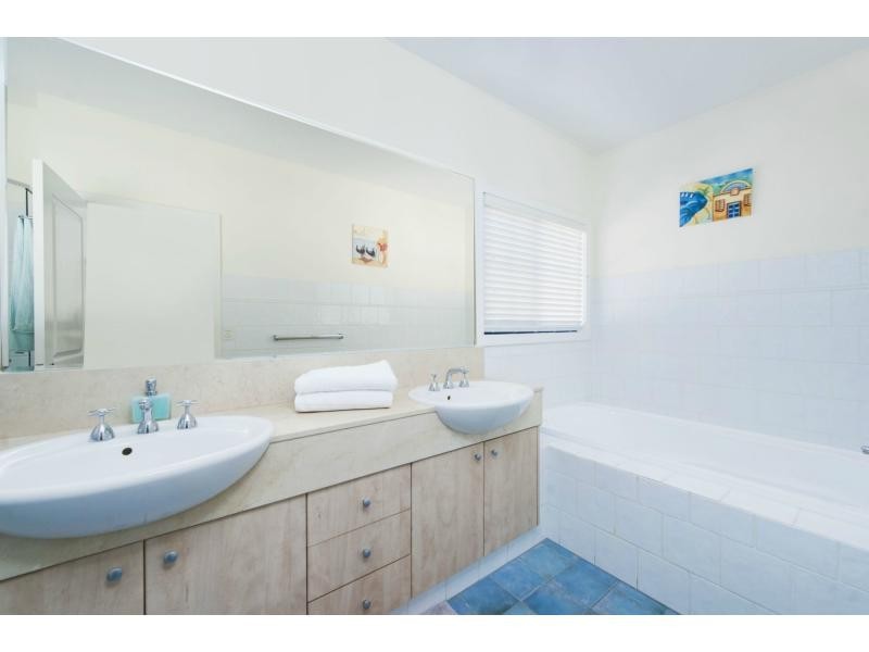 3206 Palladian Drive, Hope Island QLD 4212