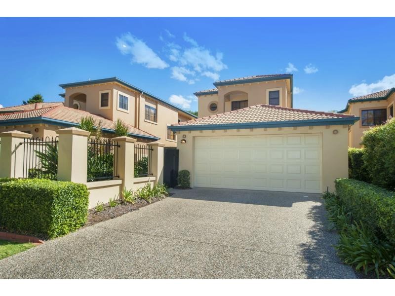3206 Palladian Drive, Hope Island QLD 4212