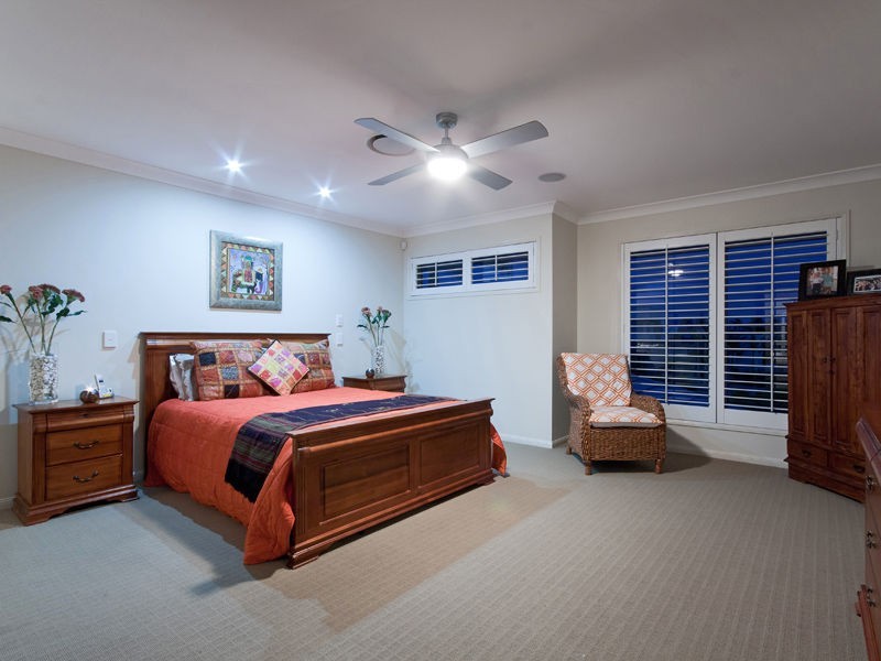 6201 Bolsena Circuit, Hope Island QLD 4212
