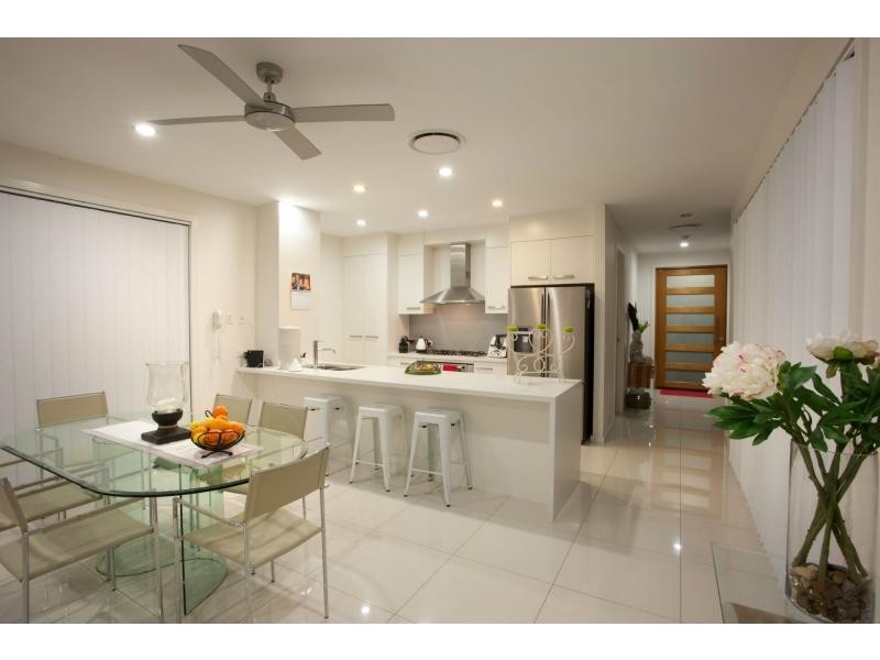 9124 Peter Senior Drive, Hope Island QLD 4212