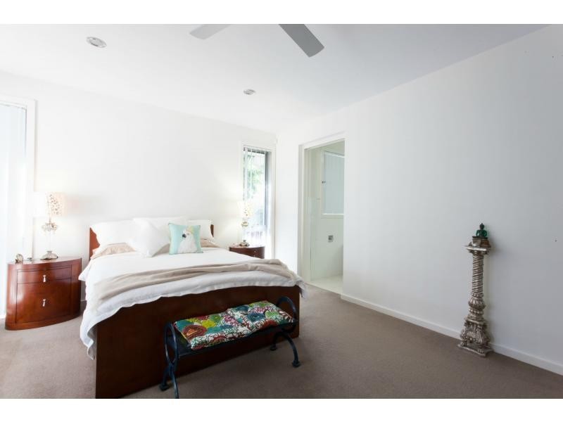 9124 Peter Senior Drive, Hope Island QLD 4212