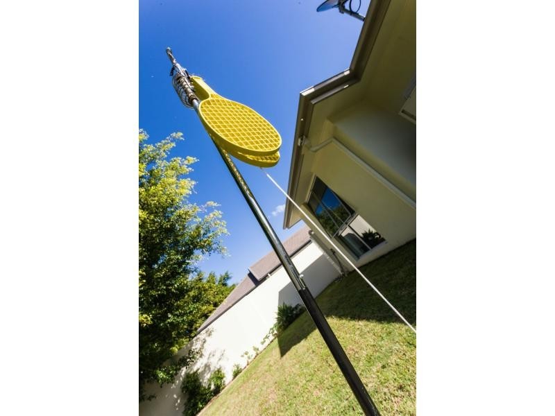 9124 Peter Senior Drive, Hope Island QLD 4212