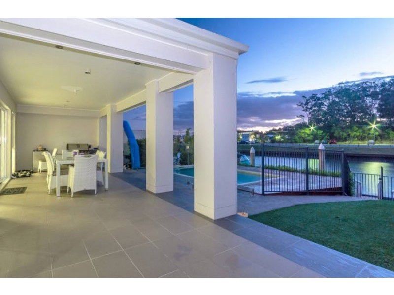 Coomera Waters QLD 4209