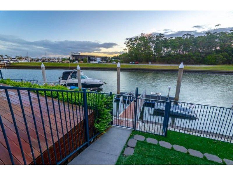 Coomera Waters QLD 4209