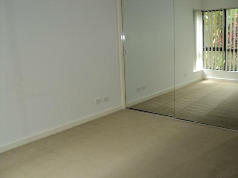 Hope Island QLD 4212