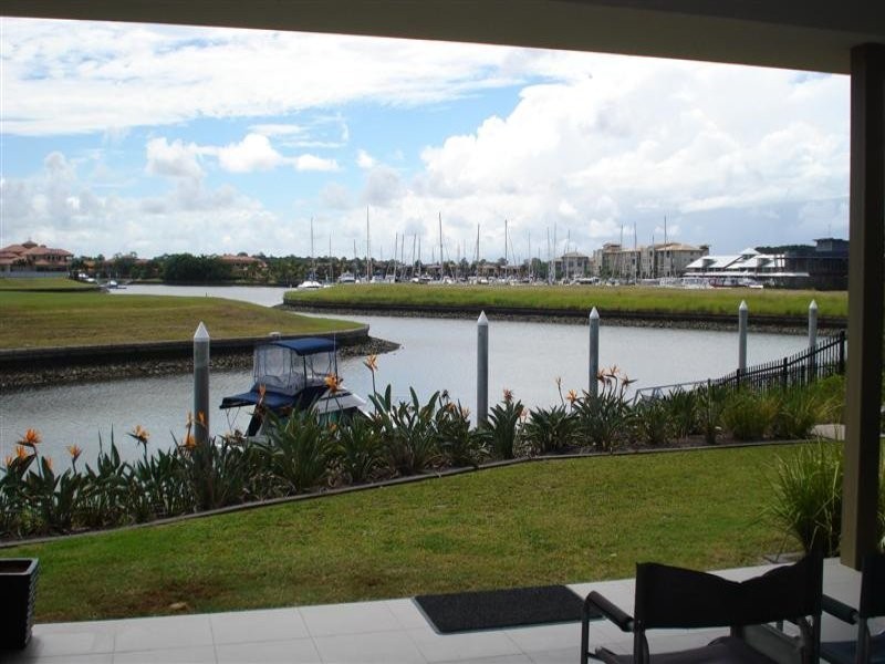 Hope Island QLD 4212