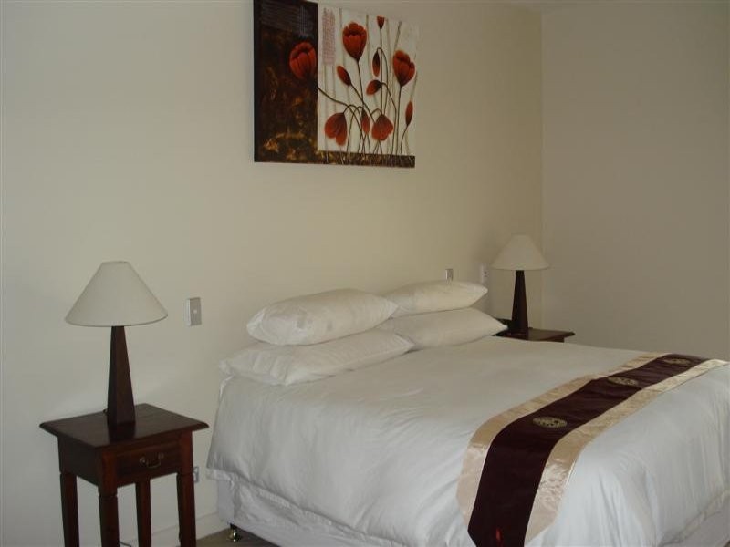 Hope Island QLD 4212