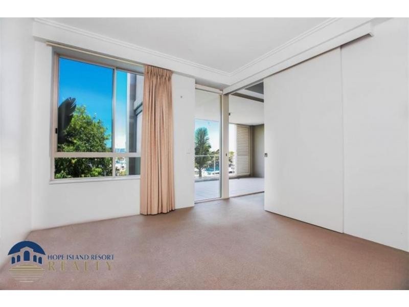 Hope Island QLD 4212