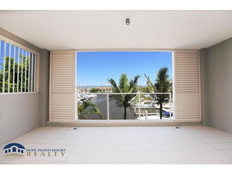 Hope Island QLD 4212