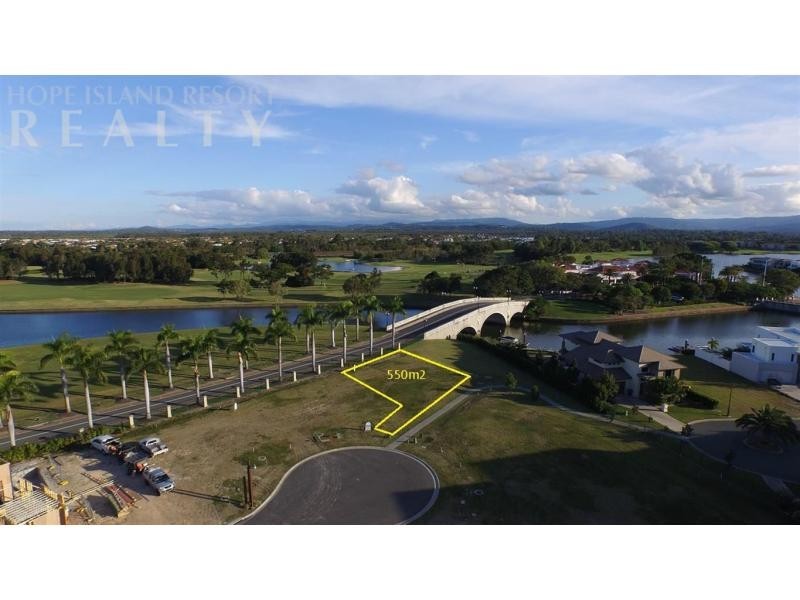 L38 Pavilions Place, Hope Island QLD 4212