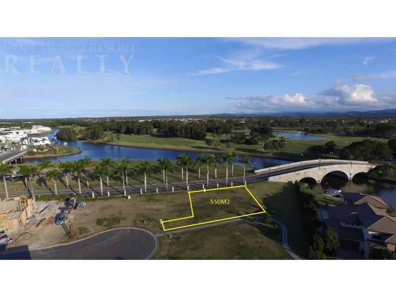 L38 Pavilions Place, Hope Island QLD 4212